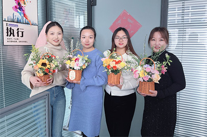 若水芳華，綻若春花！女神節(jié)到，聚丙烯酰胺廠家賽諾威恭祝天下所有女性芳華若春花！